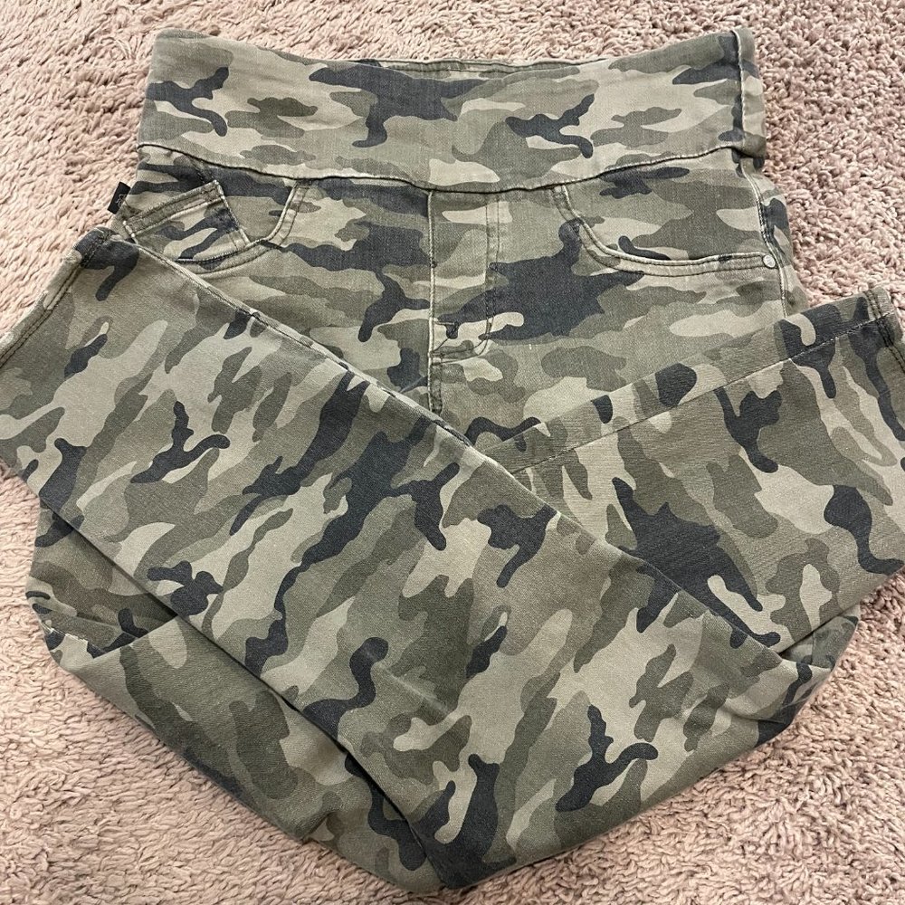 Rock & Republic Womens Camo Pants Denim RX Size 8